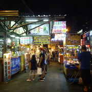 瑞豊観光夜市の定休日は月曜と水曜日です