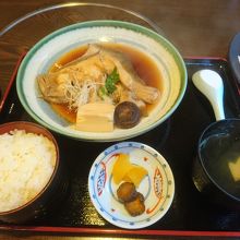 カレイの煮付け定食