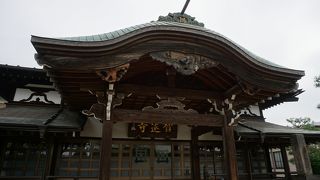 ちゃんと奥に入ると立派です