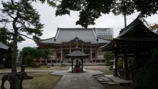 三代綱宗の側室で四代綱村の母、三沢初子が帰依