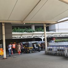 バスが駄目ならバイタクという手も