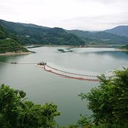 日本一の打ち上げ高さを誇る月山湖大噴水があります