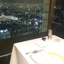 素晴らしい夜景を見ながらのディナーです By Yart サンシャイン クルーズ クルーズのクチコミ フォートラベル