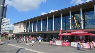 のどかな駅前でした