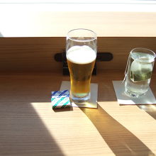 ビールはちょっと少な目