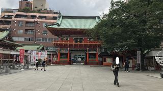 馬の彫刻が珍しい