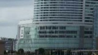 桜木町駅からすぐ