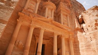 日帰りペトラも可能、アンマンからはJETTバスがオススメ