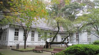 なかなか趣のある外観です。