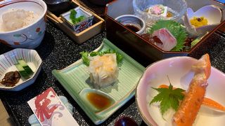 法事等の団体客が多いお店です。