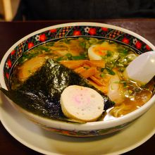 一番人気の特塩拉麺
