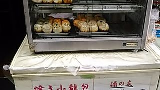 (龍輝)店内は中国語が飛び交っていました。