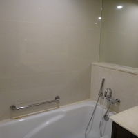 バスタブの他にシャワールームもありますよ。