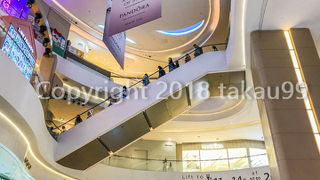 上の階にある何洪記（ホーホンゲイ）へ夕食を食べに行きました。