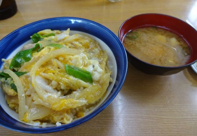 嵐電「桂駅」から桂離宮に向かう道の途中の店。