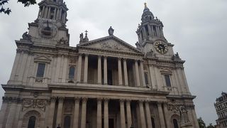 日曜日の礼拝の時間は無料で入れる