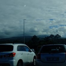 空港敷地からはピコ山が見えるはずでしたが、この日は曇り。