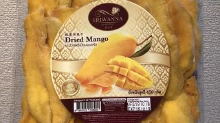 観光客と住民とでごった返す