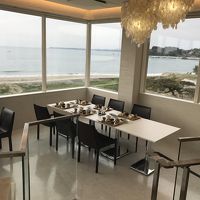 海の見えるレストラン