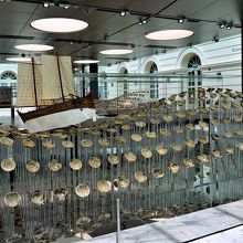 沈没船と積み荷の陶器