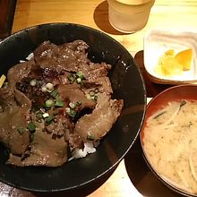 牛たん丼500円