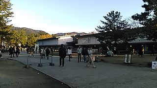 (奈良国立博物館)正倉院展を楽しむには、520円と有料ですが、音声カイドの利用をお勧めします。
