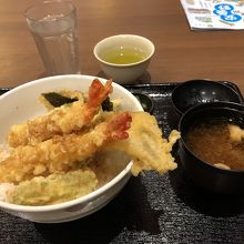 お食事処　有明庵での天丼