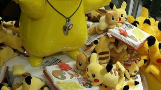 車掌さんのコスプレをしたぴかちゅうも