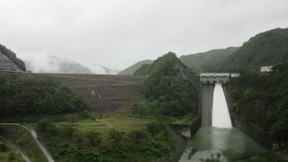 中京圏の水がめとして歴史のあるダム