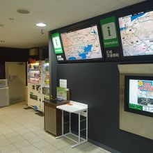 自販機と交通情報