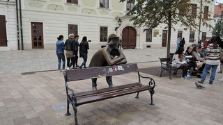 フラヴネー広場、ミハイル門からミハルスカー通り、お勧めの散策場所です