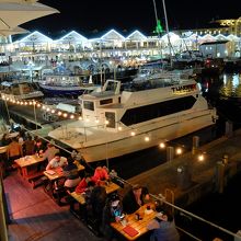 …左を見ても、ウォーターフロントの景色が楽しめます。