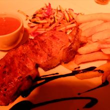 フィレステーキを頼んだのに、出て来たのはサーロインでした。