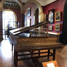 このピアノすてき♪