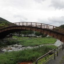 橋脚が無い木造橋としては日本最大級の大きさ
