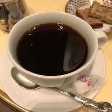 ブレンドコーヒーと焼き菓子