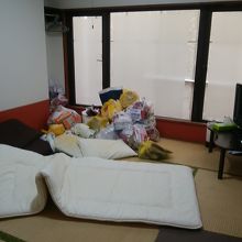 向かいの客室　あり得ない！