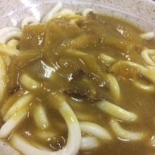 カレーうどんも浪速流。