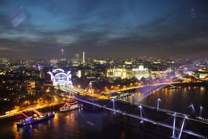 イギリスの夜景 ライトアップ がきれいなスポット フォートラベル