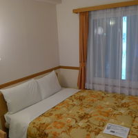部屋は東横インのスタンダードタイプです