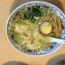 海老ワンタンメン