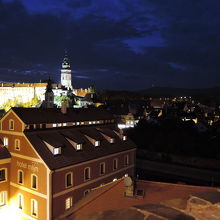 セミナールニー公園から見た歴史地区の夜景