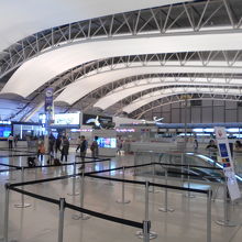 関空第1ターミナルJALデスク前