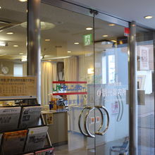 駅舎内にあります。