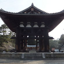 美しいですがここまでやるか屋根のそり