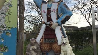 下り線は小ぶり