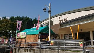 水汲み場が大人気