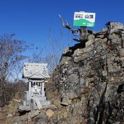 奥秩父にある岩場の百名山