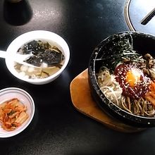 「今日は給料日」こと、ビビンバの焼肉牛カルビ1200円