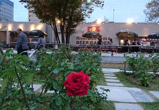 アール リバーサイドグリル ビアガーデン クチコミ アクセス 営業時間 キタ 大阪駅 梅田 フォートラベル